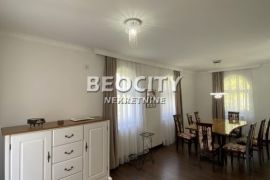 Novi Sad, Lipov Gaj, , 5.0, 225m2, Novi Sad - grad, Casa