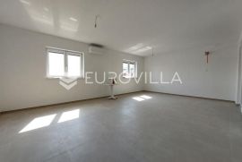 Istra, Pula, 3SS+DB, novogradnja!, Pula, Appartamento