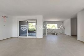 Istra, Pula, 3SS+DB, novogradnja!, Pula, Apartamento