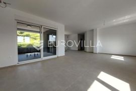 Istra, Pula, 3SS+DB, novogradnja!, Pula, Apartamento