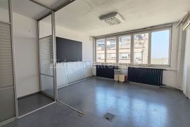 Centar, Kosovska, 142m2, uknjižen, Stari Grad, Appartement