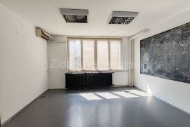 Centar, Kosovska, 142m2, uknjižen, Stari Grad, Appartement