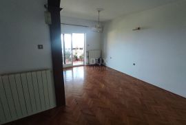 OPATIJA, POBRI, MATULJI- stan prizemlje 73m2 s otvorenim pogledom na more + okučnica, Opatija - Okolica, Daire