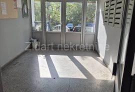 Aleksinačkih rudara, jednoiposoban,41 m2, Novi Beograd, Appartamento