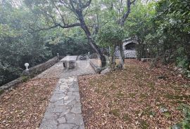 Kuća iznad plaže, Crikvenica, بيت