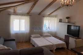 Opatija-centar stan za dugoročni najam 1s+db, Opatija, Appartment