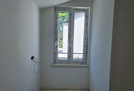 MALI LOŠINJ, CENTAR - Jedinstveni penthouse na 100m od mora!, Mali Lošinj, Kвартира