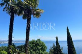 Opatija, stan za prodaju sa panoramskim pogledom, 105 m2, Opatija, شقة