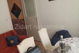 Zemun polje, dvoiposoban, odličan, Zemun, Appartement