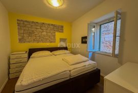 ROVINJ, CENTAR – vrhunsko uređeni objekt u srcu Rovinja s krovnom terasom, pogled, jacuzzi, Rovinj, House