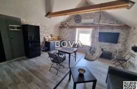 Kuća 100 m2 – Rtina *Kamena kuća* (ID-2465/C), Ražanac, Casa