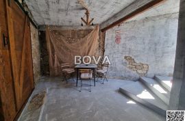 Kuća 100 m2 – Rtina *Kamena kuća* (ID-2465/C), Ražanac, Casa