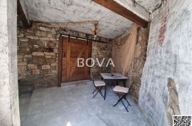 Kuća 100 m2 – Rtina *Kamena kuća* (ID-2465/C), Ražanac, Casa