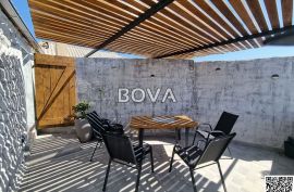 Kuća 100 m2 – Rtina *Kamena kuća* (ID-2465/C), Ražanac, Casa