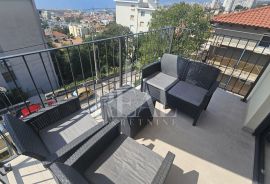 Rijetkost na Trsatu, stan 112 m2,3S+DB,pogled na more,dva parking mjesta, Rijeka, Daire