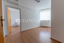 Požega, Mesnička, moderni poslovni uredi 180 m2, Požega, Коммерческая недвижимость