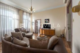 Istra, Pula, prekrasan konformni trosobni stan u centru NKP 93 m2, Pula, Appartment