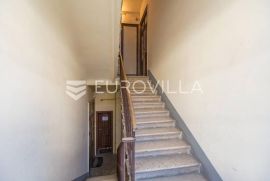 Istra, Pula, prekrasan konformni trosobni stan u centru NKP 93 m2, Pula, Appartment