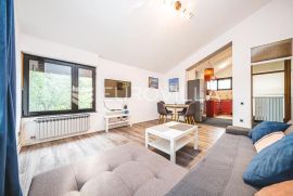 Zagreb, Gornja Dubrava, funkcionalan četverosoban stan NKP 90 m2, Zagreb, Appartement