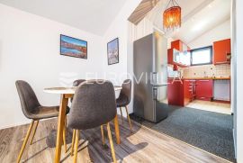 Zagreb, Gornja Dubrava, funkcionalan četverosoban stan NKP 90 m2, Zagreb, Appartement