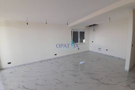 Opatija-Pobri stan 3S+DB, 2.kat, 112 m2,, Opatija - Okolica, شقة