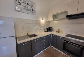 OPATIJA, VOLOSKO - Kompletno adaptirani apartman 100 metara od mora!, Opatija, Kвартира