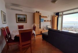 RIJEKA, RASTOČINE - 3S + DB s balkonom i pogledom na more, Rijeka, Appartement