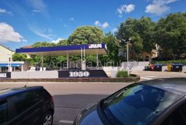 Imotski poslovni prostor 88,60 m2 + terasa - najam, Imotski, Propiedad comercial