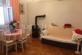 Senj, stan,centar,100m od mora, Senj, Appartment