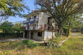 Tribalj kuća sa velikom okućnicom, Vinodolska Općina, House