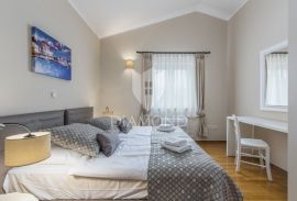 Poreč, okolica prostrana apartmanska kuća sa bazenom, Poreč, Kuća