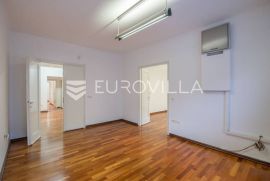 Zagreb, Zvonimirova ulica, luksuzan peterosoban stan NKP 131 m2, Zagreb, Appartment