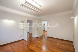 Zagreb, Zvonimirova ulica, luksuzan peterosoban stan NKP 131 m2, Zagreb, Appartment