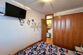 ZAGREB-TREŠNJEVKA -PREČKO-PREKRASAN DVOSOBAN STAN SA LOĐOM + GARAŽA, Zagreb, Wohnung