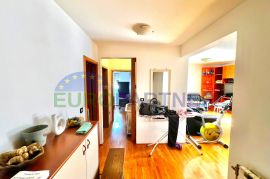 Gripe, Stan 3-sobni+DB, 83 m3, Top lokacija!!, Split, Appartement