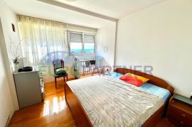 Gripe, Stan 3-sobni+DB, 83 m3, Top lokacija!!, Split, Appartement