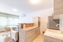 Zagreb, Zapruđe, Vankina ulica,  trosoban stan površine 56,13 m2, Zagreb, Appartement