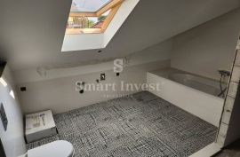 OPATIJA - CENTAR, stan u povijesnoj vili 100 metara od mora, Opatija, Appartment