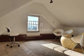 OPATIJA - CENTAR, stan u povijesnoj vili 100 metara od mora, Opatija, Appartment