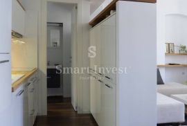 OPATIJA - CENTAR, stan u povijesnoj vili 100 metara od mora, Opatija, Appartment