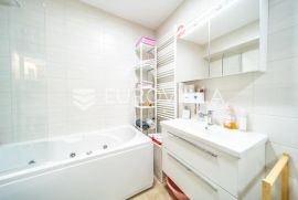 Zagreb, Srebrnjak, Dugi dol, dvosoban stan površine 57 m2 s terasom od 25 m2, Zagreb, Apartamento