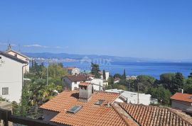 OPATIJA, CENTAR - stan prizemlje 172m2 s pogledom na more wellnessom i teretanom K2, Opatija, شقة