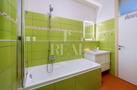 SAMO KOD NAS Stan 74 m2,2S+DB, Rijeka, Appartment