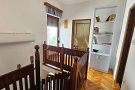 Dvoetažni stan 100m2, Crikvenica, Wohnung