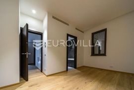 Opatija, Centar, predivan trosoban stan NKP 113,96 m2, Opatija, شقة