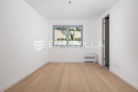 Opatija, atraktivan trosoban stan NKP 119 m2 NOVOGRADNJA, Opatija, شقة