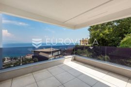 Opatija, trosoban stan NKP 105 m2 u novogradnji, Opatija, Appartment