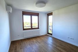 Kalvarija, lux, 46m2, 2.0, VI, cg, lift, garaža ID#1780, Zemun, Wohnung