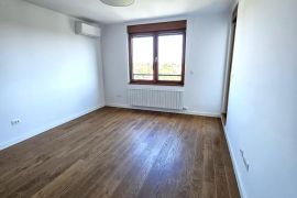 Kalvarija, lux, 46m2, 2.0, VI, cg, lift, garaža ID#1780, Zemun, Wohnung