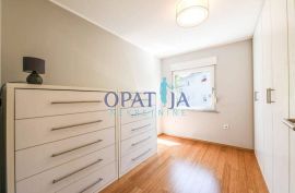 Viškovo- prostrani dvoetažni stan s balkonom, Viškovo, Appartment